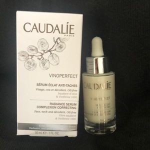 NIB Full-size Caudalie Vinoperfect Radiance Serum